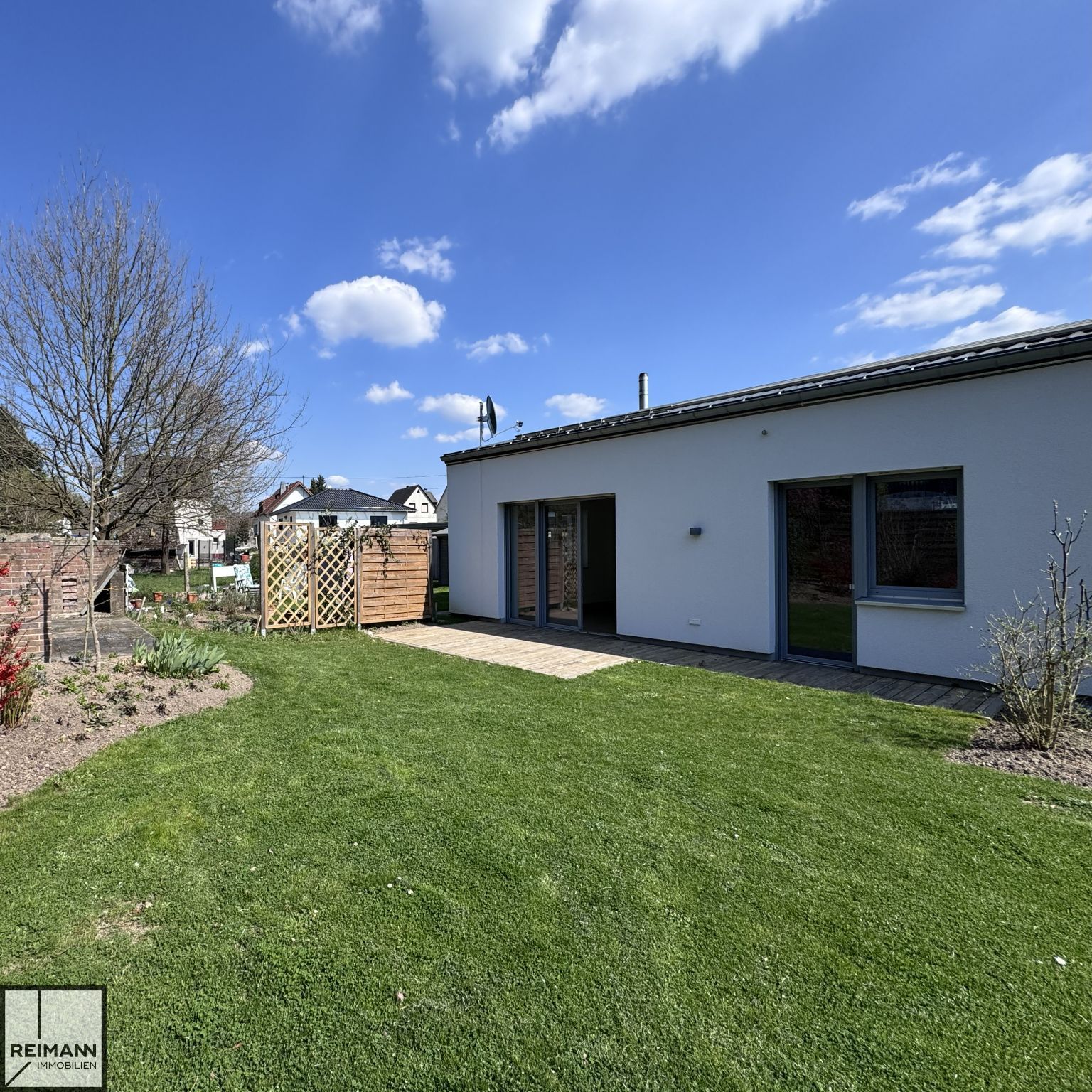 Wohnen in Gemeinschaft – Leben mit Weitblick - Moderne Eigentumswohnung in Neuwied-Segendorf